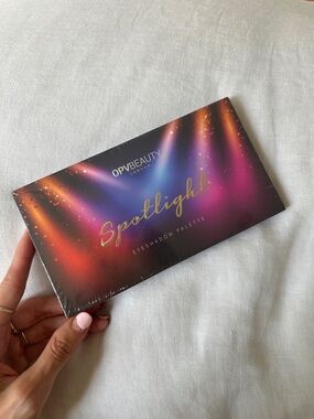 OPV Beauty Spotlight Eyeshadow Palette